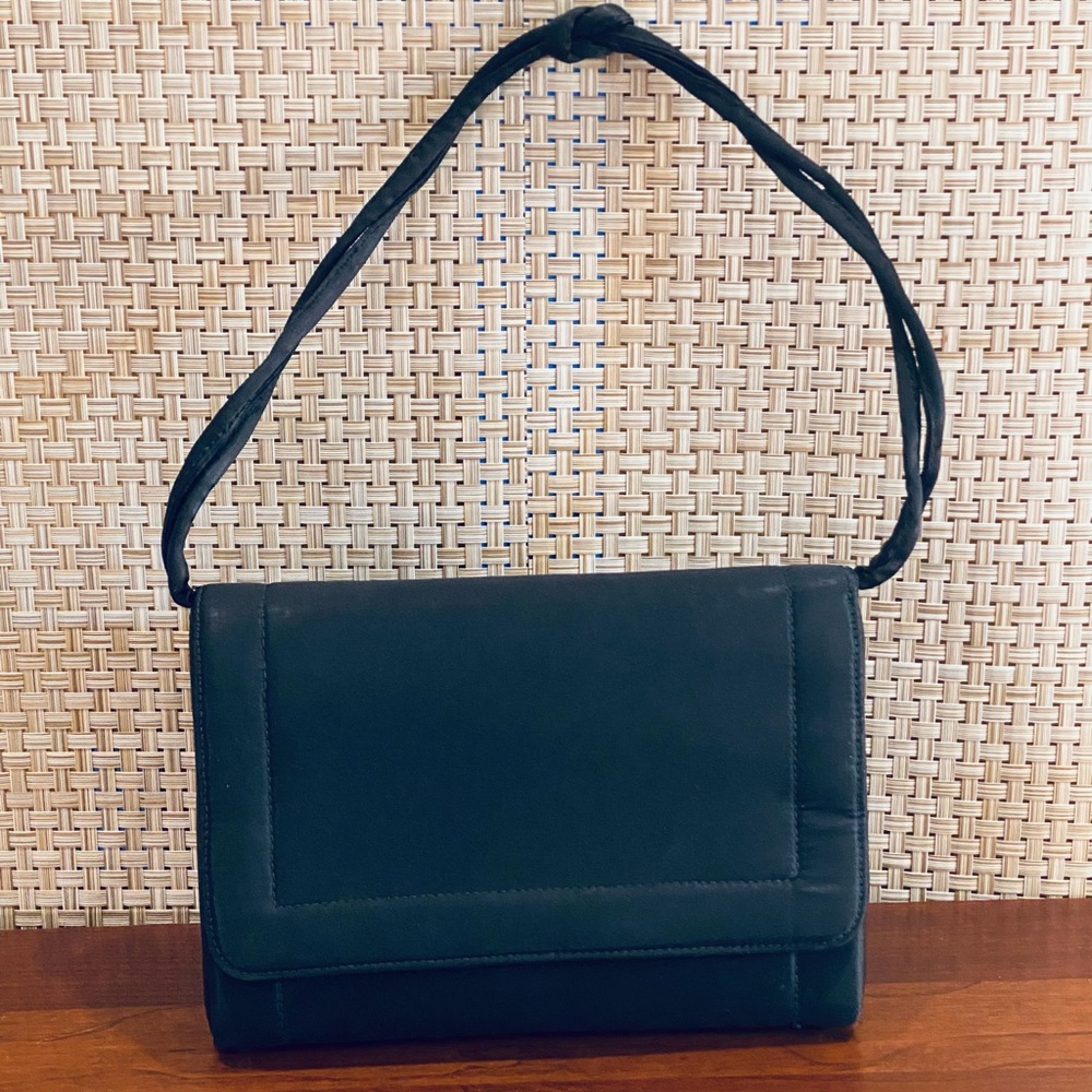 🌟HP🌟VTG 1950s Black Silk Knotted Strap Box Bag